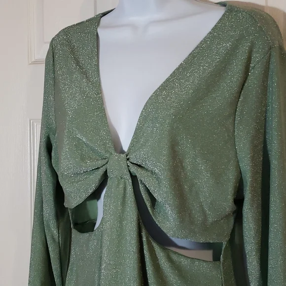 Wild Fable bodicon sage green cut out dress - Picture 3 of 11